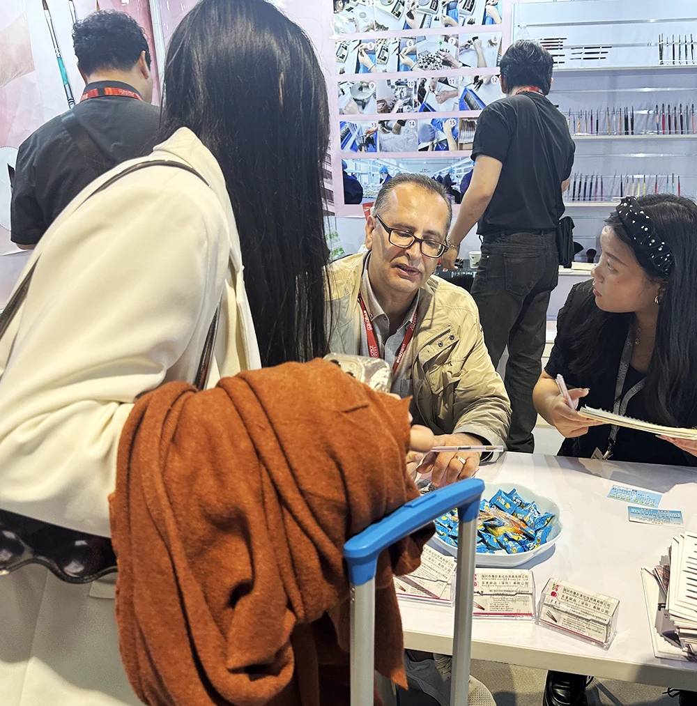 Cosmoprof HK 2024 ، بسیاری از برس های ناخن قدیمی و جدید را ملاقات کرد.